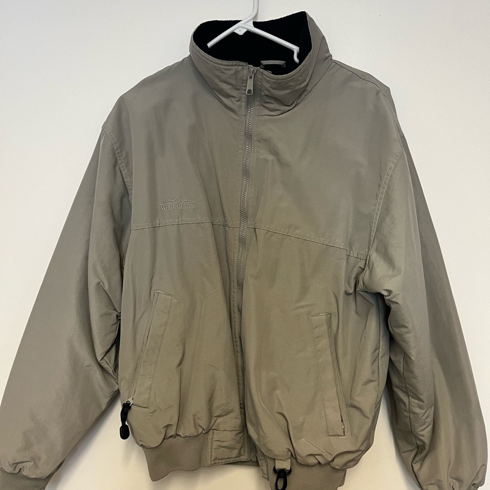 White Sierra size M vintage grey jacket
